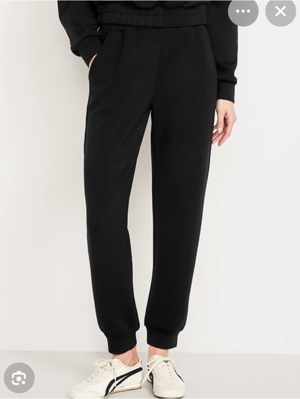 Textured Black High-Waisted Dynamic Fleece Sweatpants Med Petite